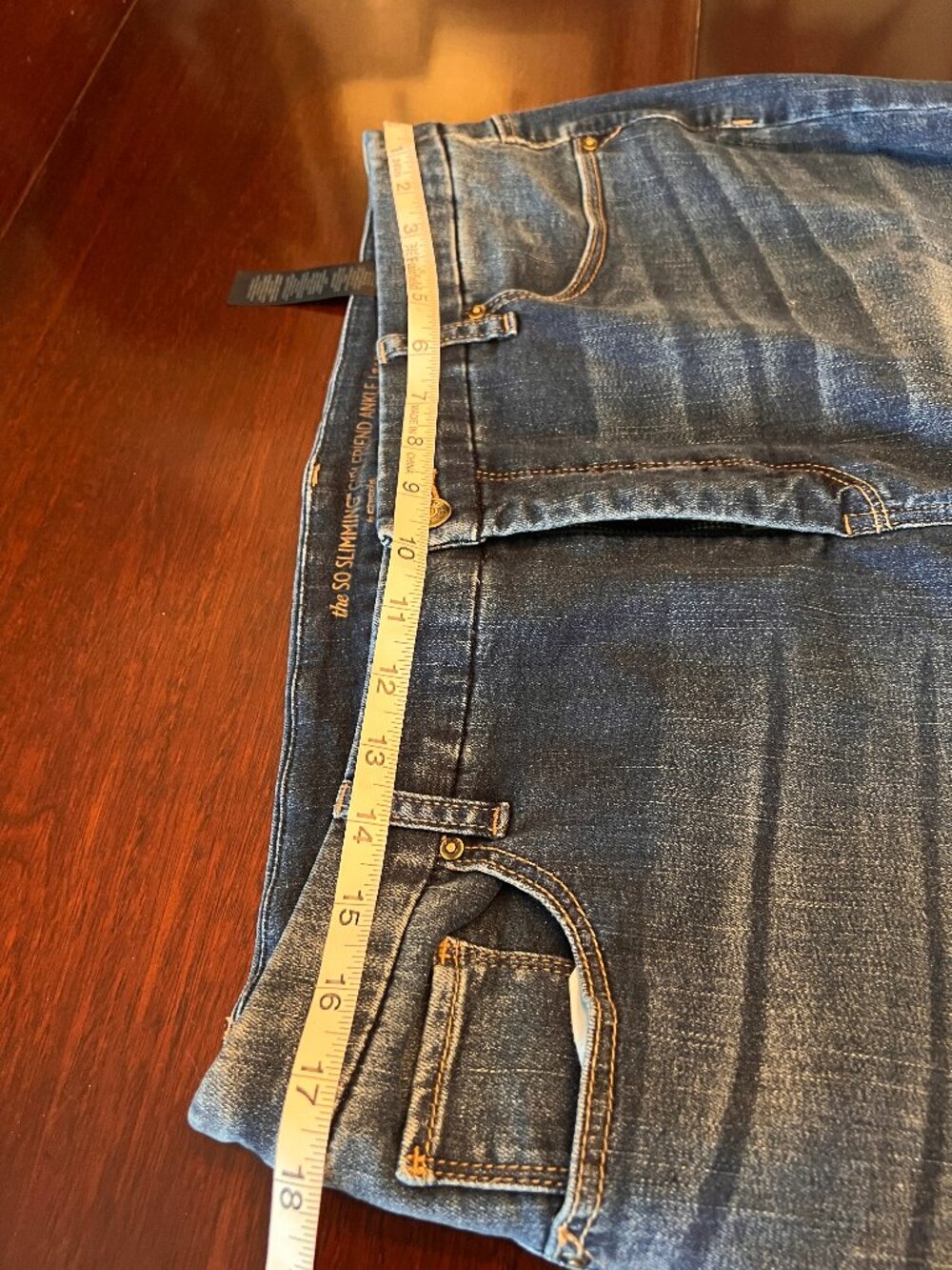 Never Worn Chico's Women's Embroidered Blue Jeans - Picture 5 of 9